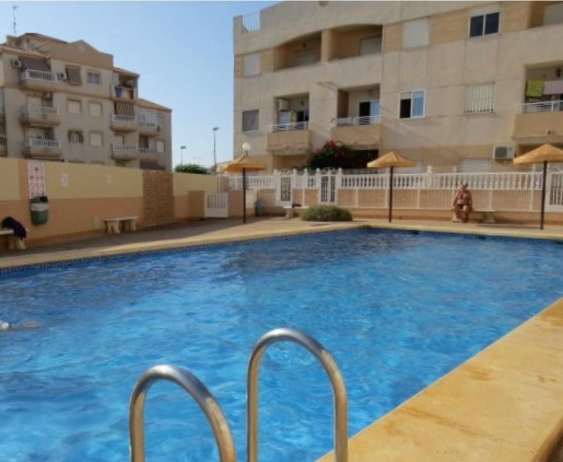 טורבייחה Bonito Apartamento De Dos Habitacion Y Piscina מראה חיצוני תמונה